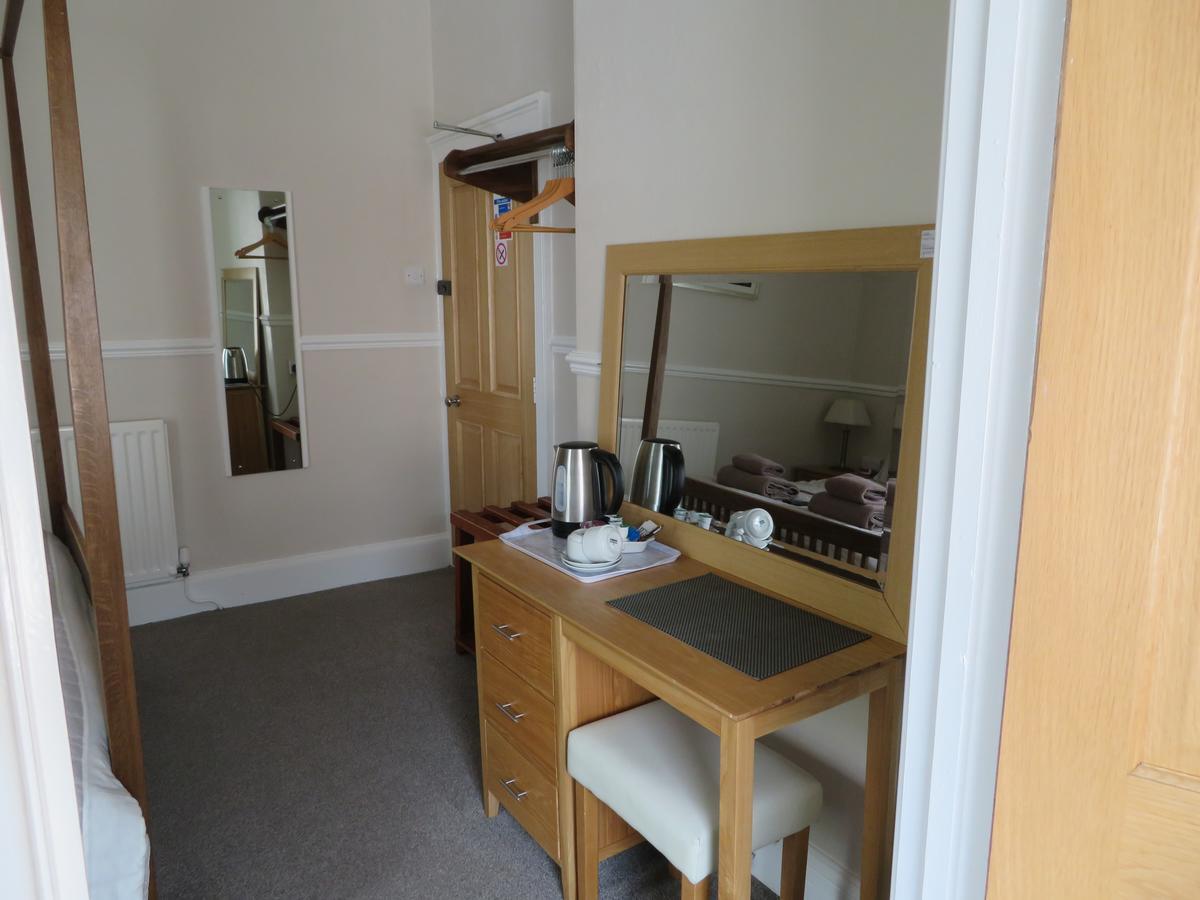 Cornerhouse Guesthouse カーライル エクステリア 写真