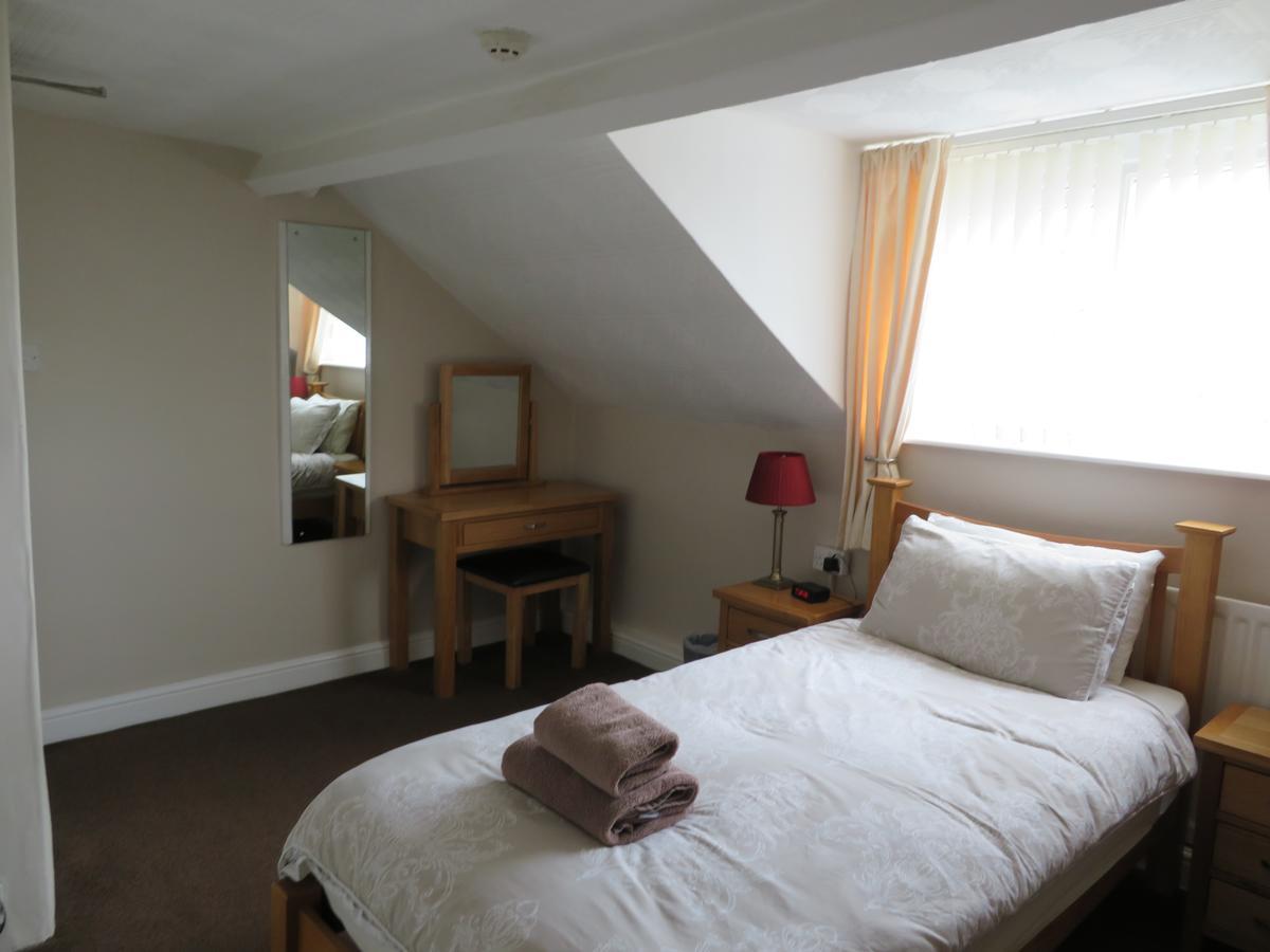 Cornerhouse Guesthouse カーライル エクステリア 写真