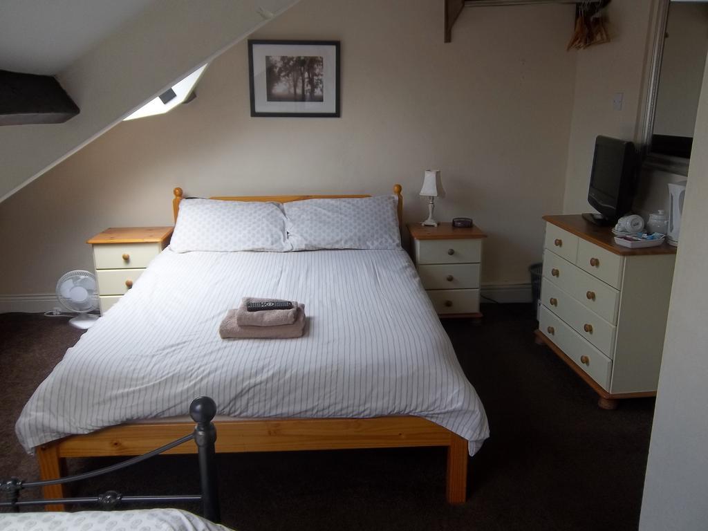 Cornerhouse Guesthouse カーライル エクステリア 写真