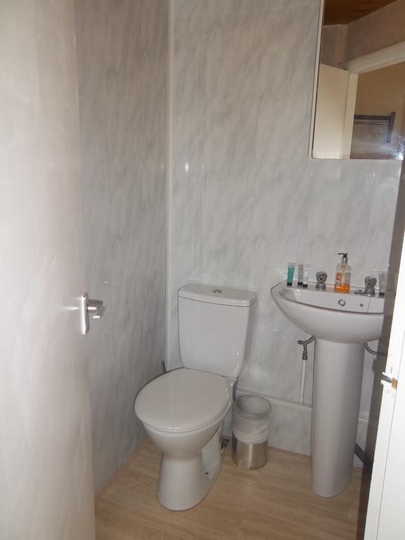 Cornerhouse Guesthouse カーライル エクステリア 写真